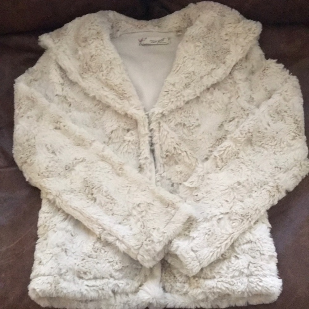 True Grit Cream Faux Fur Coat